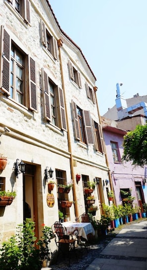 Exterior - Etrangers Hotel (Çanakkale)