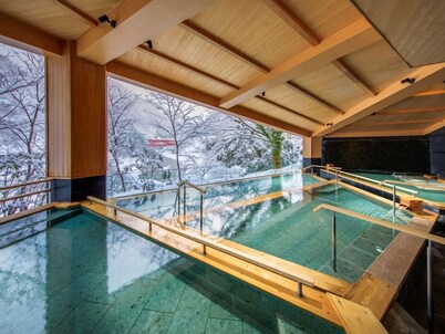 Kurobe Unazukionsen Yamanoha