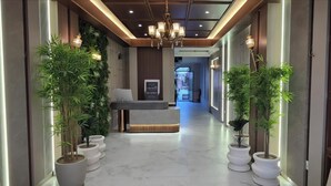Lobby - Vareniyam (Ramnagar)