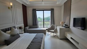 Deluxe Double Room, Balcony, Garden View - Vareniyam (Ramnagar)