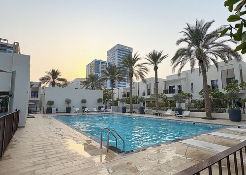 Bloomfields 2BR Villa in Eagle Hills 