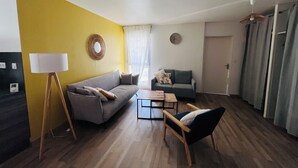 Unclassified image, 4 of 22, button - Appartement 4 chambres proche du centre ville (Angers)