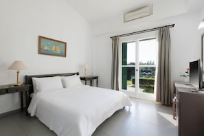 Room - Century Resort Villas (Corfu)