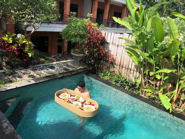 Pool - Ayu Bungalow 2 (Kabupaten Gianyar)