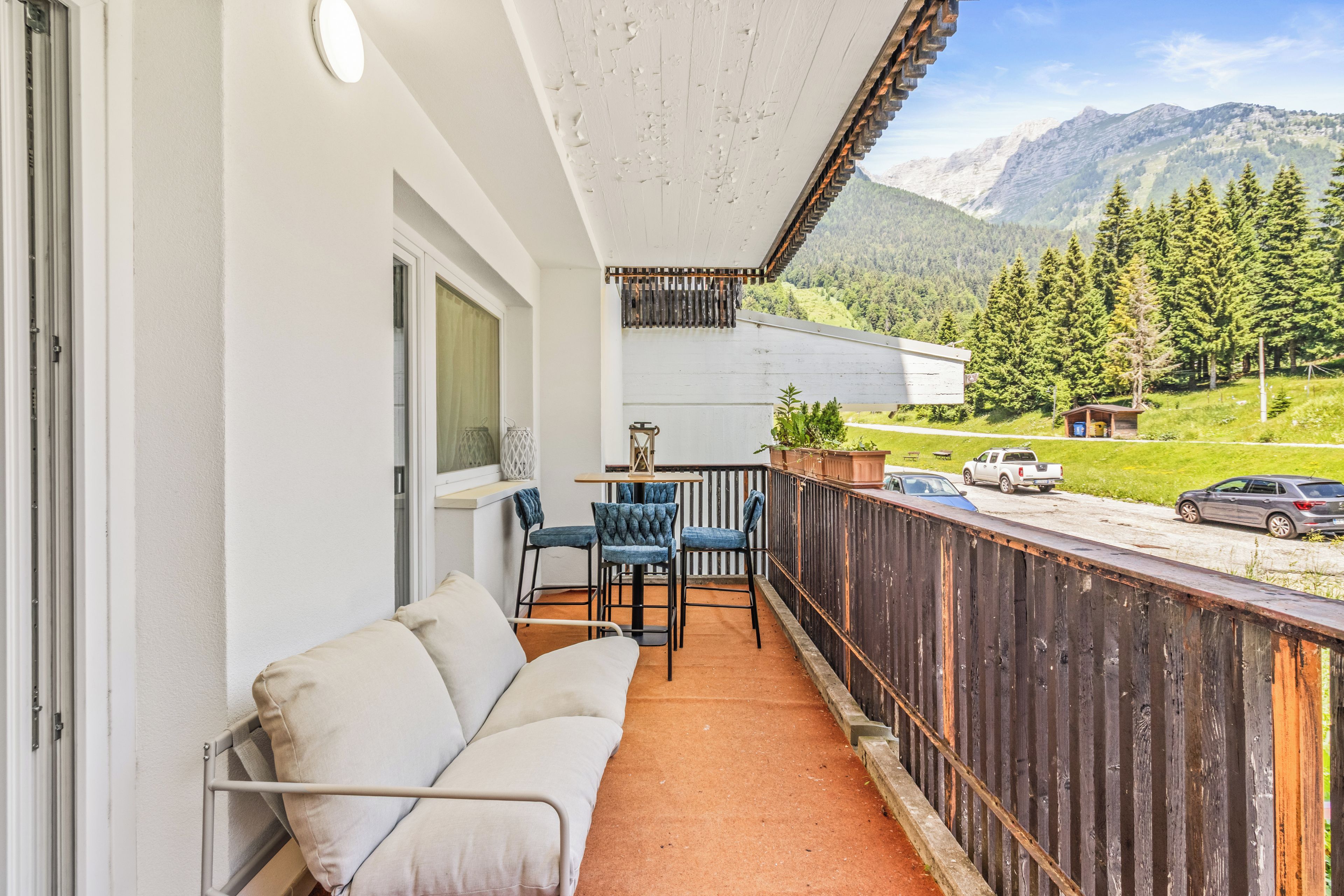 Apartment, Balcony, Mountain View | Balcony