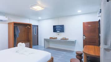 Deluxe Double Room | Desk, WiFi (free)
