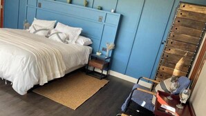 Room - Vrbo Property (Santa Cruz)