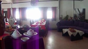 Dining - El Manar (El Kala)