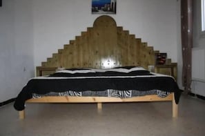 Room - El Manar (El Kala)
