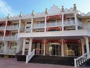 Ngoại thất