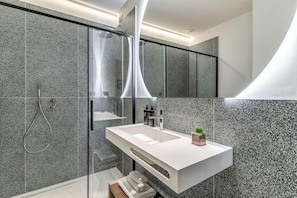 Ảnh chưa phân loại, 4 trong số 50 ảnh, nút