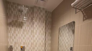Bathroom - Hannah Hotel Syariah (Painan)