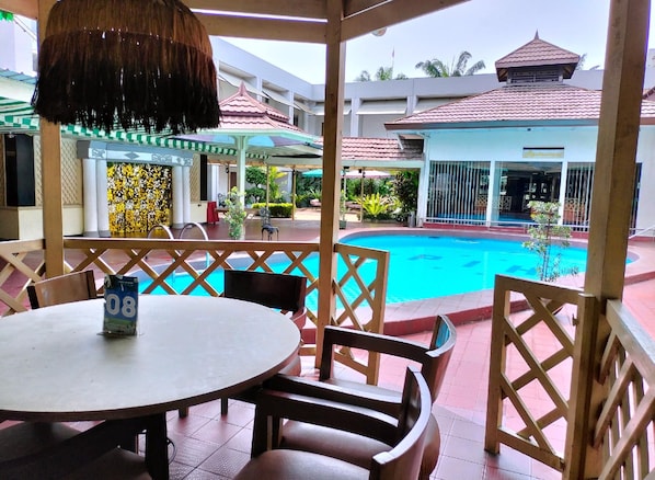 Pool - Pardede Internasional (Medan)