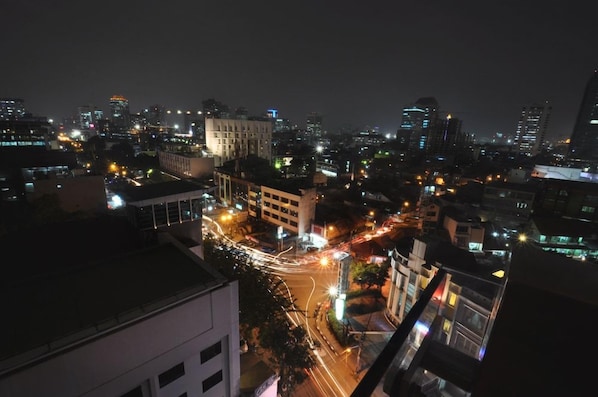 Balcony - Dreamtel Jakarta (Jakarta)