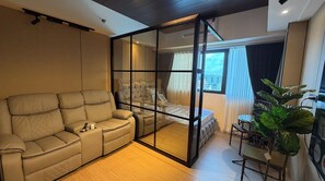 Unclassified image, 5 of 10, button - Staycation Studio at Madrid Tower Sta Lucia Mall with LRT 2 Acesss (Pasig)