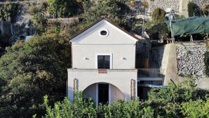 Unclassified image, 2 of 55, button - Bella Baia Relais (Maiori)