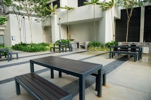 Khu ẩm thực ngoài trời