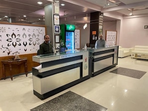 Lobby - Hotel Royal Heritage (Abu Road)