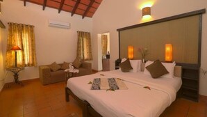 Room - Kadkani River Resort (Virajpet)