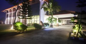 Unclassified image, 2 of 41, button - Hotel Kings Crown Mandarmoni (Kanthi)