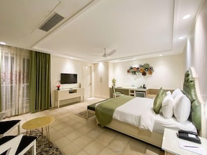 Room - Green Wood Resort (Guwahati)