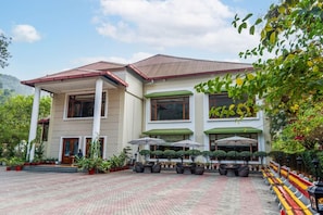 Exterior - Green Wood Resort (Guwahati)