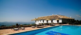 Domus Selecta Hotel La Fuente Del Sol