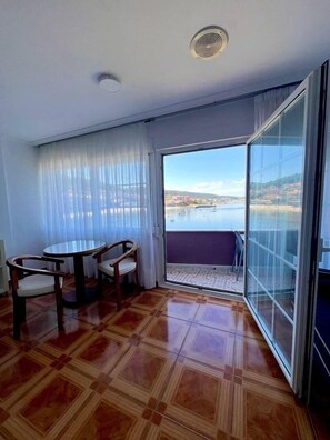 Dining - Hotel Praia De Quenxe (Corcubion)