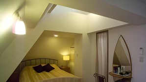 Unclassified image, 2 of 38, button - Tabiyu Abrigo Hotel (Kobe)