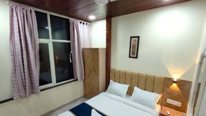 Unclassified image, 3 of 14, button - Hotel 7 Haven (Mumbai)