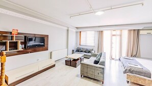 Living area - Diamond Suite and Residence (Istanbul)
