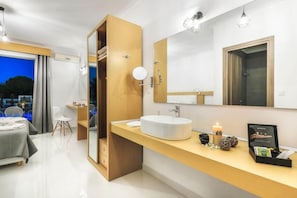 Unclassified image, 5 of 53, button - White Canvas Boutique Studios (Zakynthos)