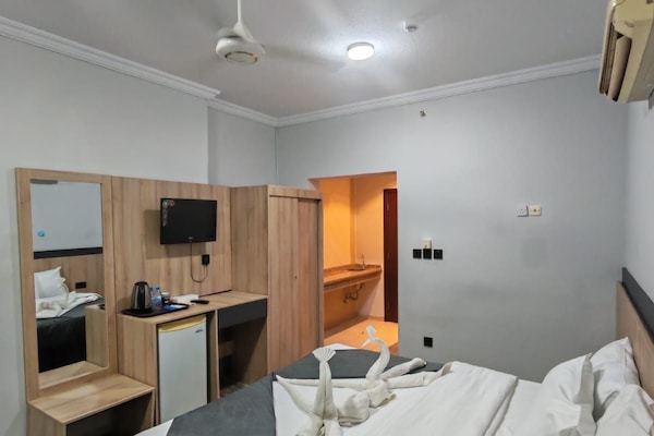 Caja de seguridad en la habitación, cortinas blackout y wifi gratis