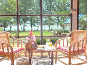 Dining - Haadsonresort (Bang Saphan Noi)