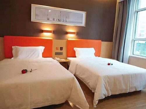 7 Premium Hotel