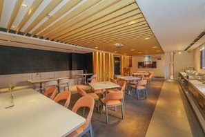 Dineren