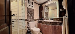 Bathroom - Trans Nile Hotel (Shubra al Khaymah)