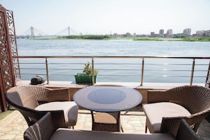 Outdoor dining - Trans Nile Hotel (Shubra al Khaymah)
