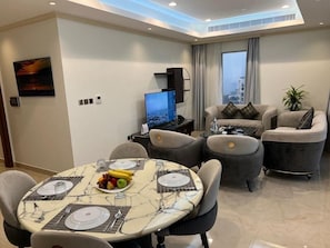Ảnh chưa phân loại, 4 trong số 56 ảnh, nút
