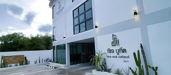 TJ Boutique Hotel