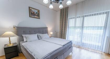 Parkside Haven-your Ljubljana Home Away from Home – 4 Bedrooms & Free Parking