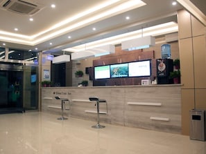 Lobby - Greentree Inn Binzhou Wudi Ginza Square Express Hotel (Binzhou)