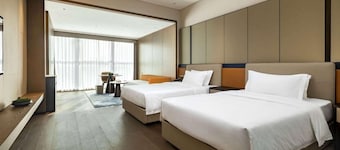 Wyndham Grand Plaza Royale Yujia Anhua