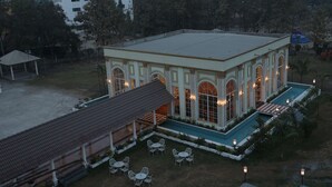 Imej tidak diklasifikasikan, 5 daripada 60, butang