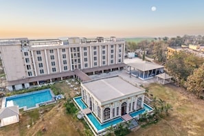 Unclassified image, 2 of 60, button - Hotel Tuli Grand Imperial, Nagpur (Nagpur)