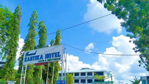 Exterior - Grand Kartika Hotel Pontianak (Pontianak)