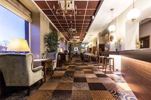 Unclassified image, 4 of 29, button - Narva Hotel (Narva)