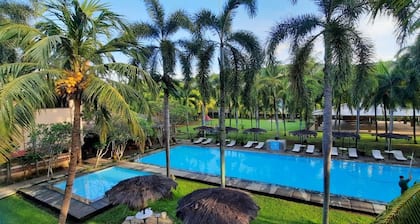 Augusta Hotel dan Glamping Palabuhanratu