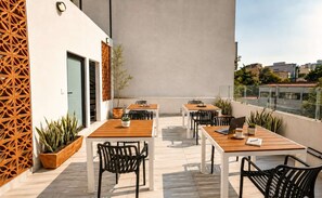 Outdoor dining - Coco 4&5 · Two suites with terrace in Condesa · 2 baths (Ciudad de México)