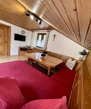 Untagged - Almgut Farm || Faistenau (Faistenau)